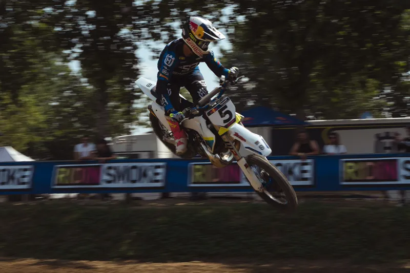 ridinsmoke-2025-c-luciobuselli-349-web.webp