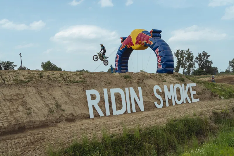 ridinsmoke-2025-c-luciobuselli-502-web-1.webp